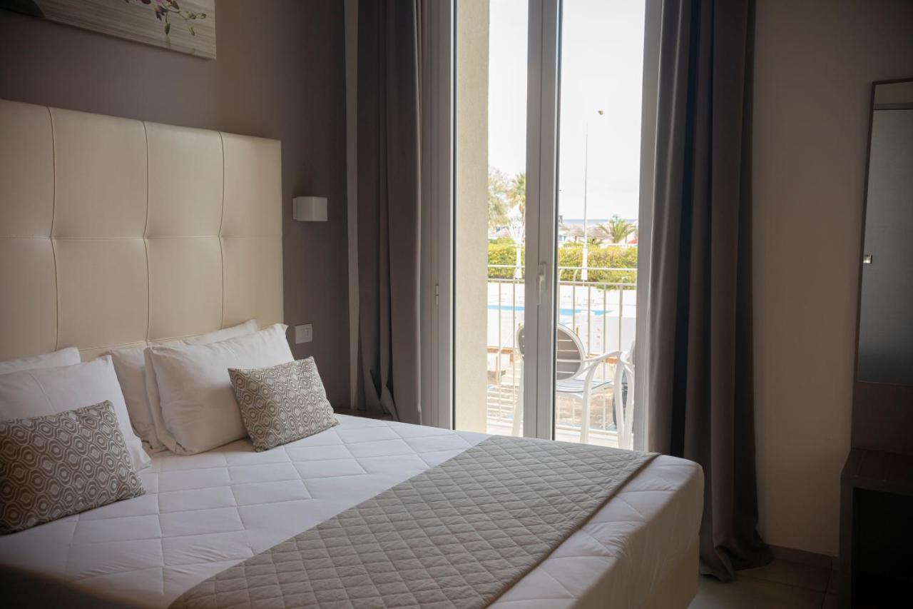 Hotel Villa Augustea Rimini Eksteriør billede