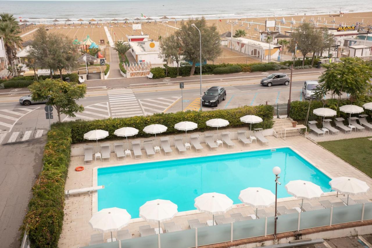 Hotel Villa Augustea Rimini Eksteriør billede