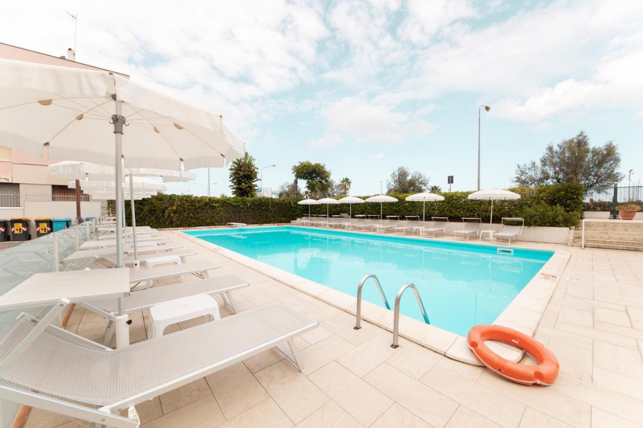 Hotel Villa Augustea Rimini Eksteriør billede