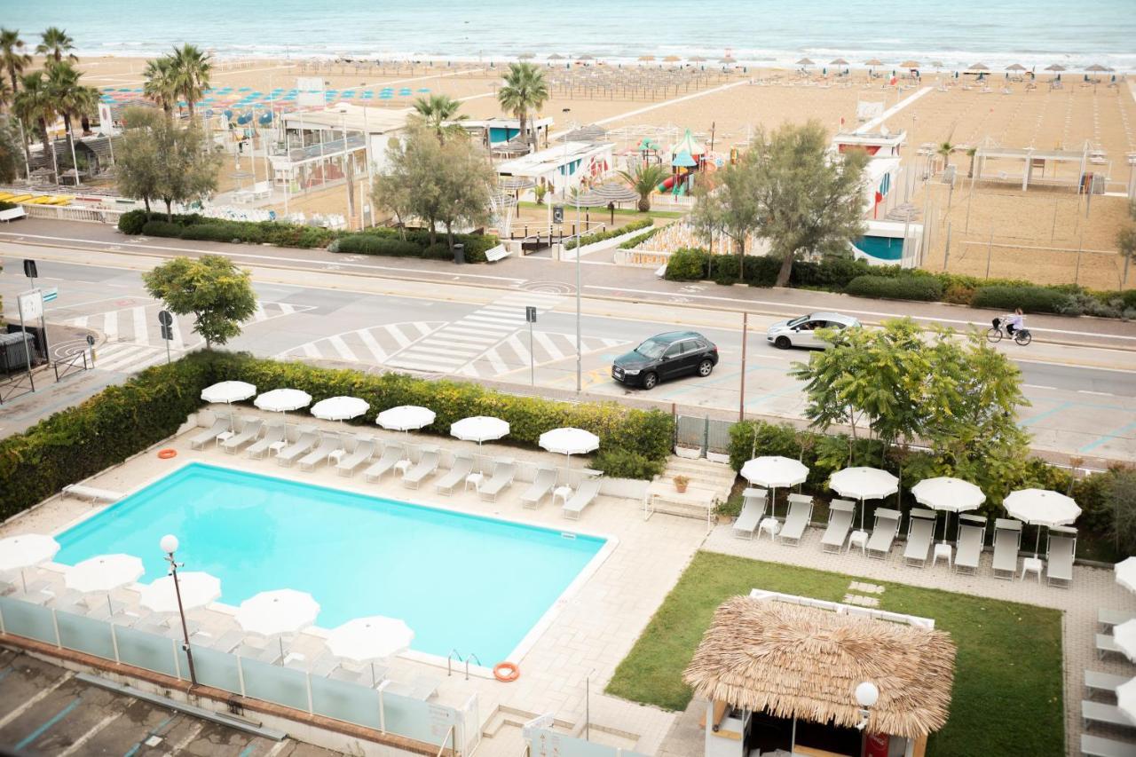 Hotel Villa Augustea Rimini Eksteriør billede