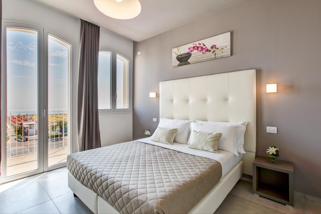 Hotel Villa Augustea Rimini Eksteriør billede