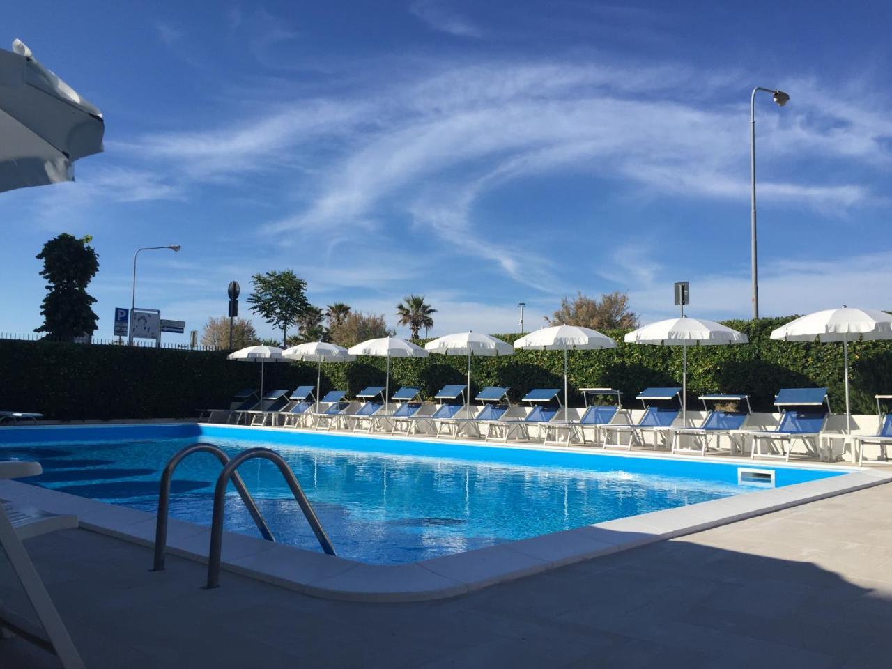 Hotel Villa Augustea Rimini Eksteriør billede